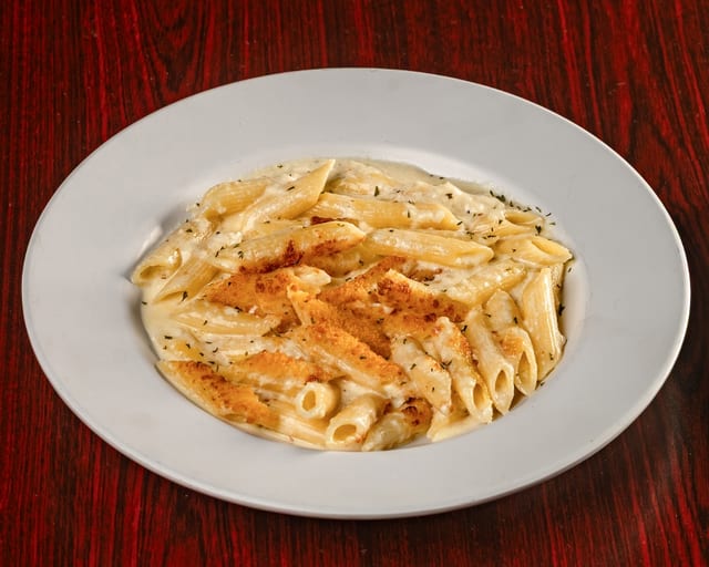 Rocco's Baked Penne Alfredo